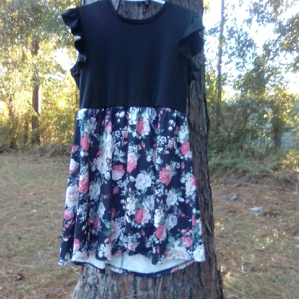 Floral Ruffle Sleeve Dress